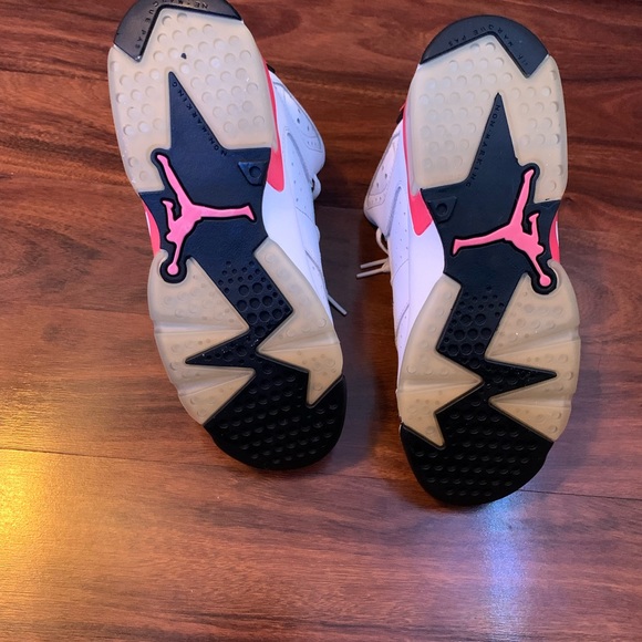 Jordan 6 white infared size 6 - Picture 5 of 5